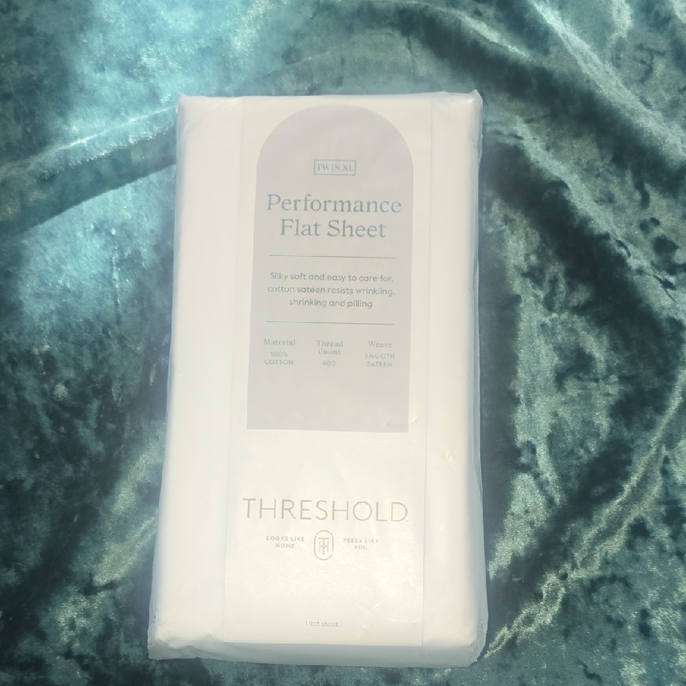 Luxurious White Velvet Sheet Set for Ultimate Comfort